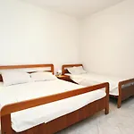 Apartman By The Sea Sreser, Peljesac - 10138 *